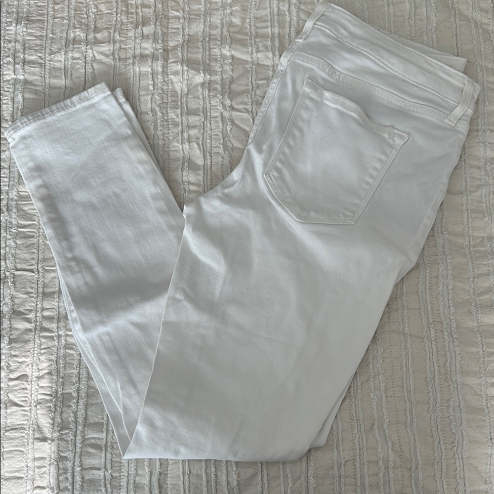 Old Navy Women's White Distressed Skinny Jeans